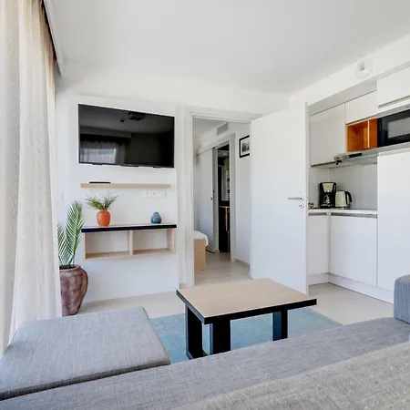 Appart hôtel Evancy Les Jardins D'azur -